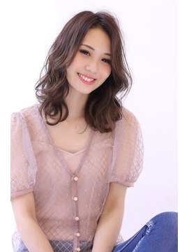 オーロ 緑地公園店(ORO) 似合わせカットアッシュブラウンの大人かわいい小顔セミディ