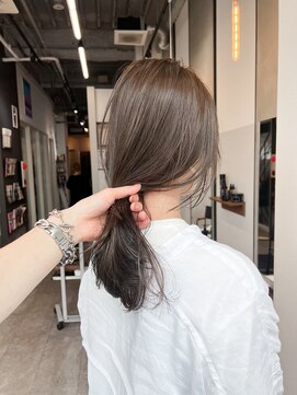 ニディー バイ デイジー(Nidee by Daisy) ペールベージュ ハイライト グレージュ サイドバング 天神