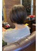 ショートボブ