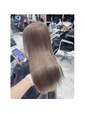 ミルクティーベージュ