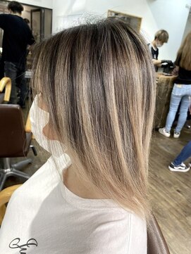 ユートピア(U topia) バレイヤージュ/シルバーカラー/ラベンダーアッシュ