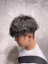 スリー 横浜(THREE)&nbsp;【GEN】指名　縦落ちツイスパ/ツイストスパイラル/メンズカット