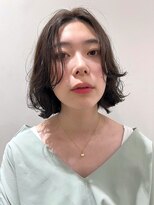 アイウィル(Ai WilL)&nbsp;顔周りレイヤー 外ハネボブ センターパート グレージュ