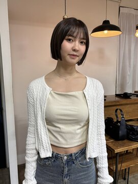 レジーロ (Regilo) ミニボブ/ぱっつん前髪/オリーブベージュ