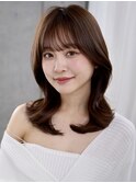 モーヴピンクベージュカラー韓国レイヤースタイル前髪カット