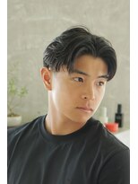 にもう 神戸三宮 刈り上げニュアンスセンターパート