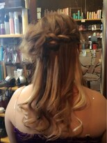 オーバーキャプテンネイキッド(OVER CAPTAIN NAKED)&nbsp;編みこみカチューシャハーフアップ