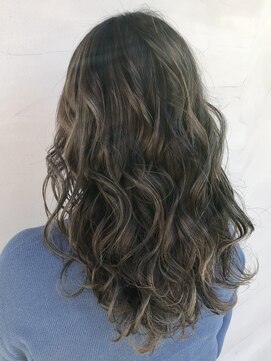 ロダット 横浜(LODAT by little) ハイライト×パールグレージュ【LODAT横浜】