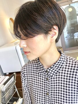 ワール(whirl.) 内側刈り上げ、2ブロックショート☆