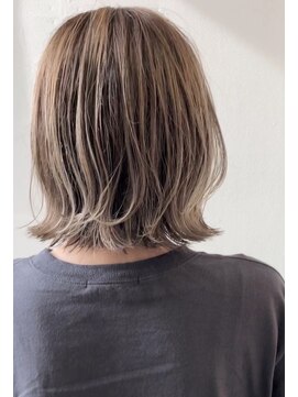 アプリコ(APREKO) グレージュカラー