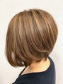 ラルーナオズ(LaLuna OZ)&nbsp;ボブスタイルに、ハイライトを入れることで立体感UP☆