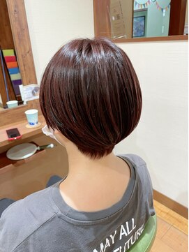 シャイタクター(SHY-takter) イルミナカラー×くびれショート