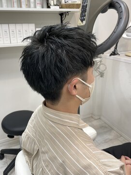 アルターシェリー(aL-ter che'rie) メンズツーブロックマッシュ/束感ショート/オリーブカラー