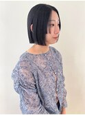 黒髪ボブ/ミディアム/ブラントボブ