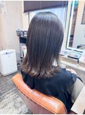 ミルクベージュフェザーバングくびれミディゆるふわカール