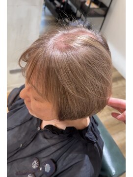 ハロー 池田店(Hollow) 【40代から始める白髪ぼかし/脱白髪染め】石橋/池田/箕面