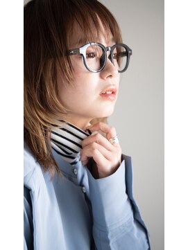 エアー 青山(AIR) 顔周りレイヤーカット/ベージュカラー/表参道青山/10代.20代