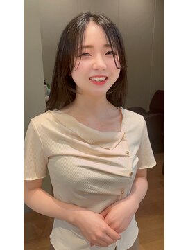 シダ(sida) 顔まわり美人 結んでも下ろしても可愛い前髪