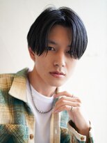 マセナ(Masena)&nbsp;センターパートショート×ブルーブラック×ハンサムショート