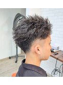 メンズツイストピンパーマ　スパイキーショート　フェード