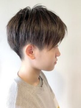 アールサロンサカエ(Rr SALON SAKAE) 外国人風ツーブロック束感ショート☆