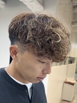 フィフスパーク(fifth PARK) 渋谷スペインカールラルフカール刈り上げ高めツーブロックメンズ