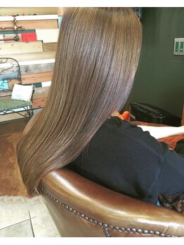 エイチエスプラス ヘアサロン(hs plus hair salon)の写真/ロングヘアでも艶髪へ！大人女性のための髪質改善サロン☆