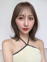 エニ 自由が丘(ENi) ミルクティーブロンド/ワンホンレイヤー/ニュアンスウルフ