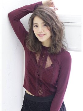 レーヴ リゾート 池袋(Reve resort) 小顔 ことりベージュ ウォーターフォール