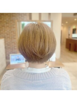 ヘアブロス(hair BROS) くびれショートボブ