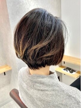 ラッキーヘア 加古川(Lucky Hair) 重めシルエットショートボブ【池田】