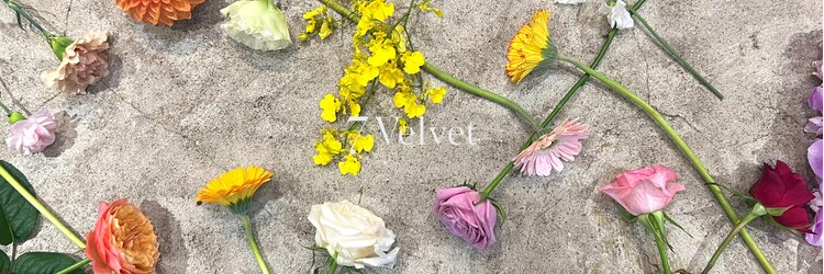 セブンベルベット(7 Velvet)のサロンヘッダー