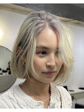 ラキングキョウト(LA KING KYOTO) ブリーチ、根元のみカラー