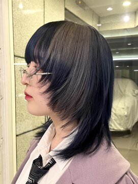 ダブ アオヤマ(DaB AOYAMA) マッシュウルフデザインカラー裾カラー顔まわりレイヤー