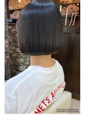美肌カラーぱつっとミニボブ