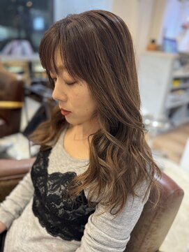 ヘアーワークス ヘルム 渋谷店(HAIR WORKS HELM) （ HELM）顔まわりレイヤー☆