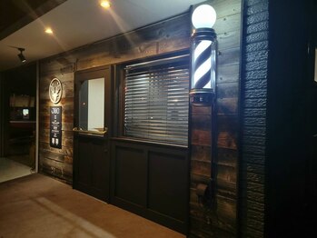 ジック(Jiiic)の写真/【平日受付/9：00～20：30】忙しいメンズに嬉しい、仕事帰りでも通えるメンズ専門店！気軽に通えるのが◎