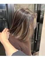 ヌエン 渋谷(NU/EN)&nbsp;切りっぱなしボブ×コントラストハイライト