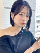 イヴォークトーキョーオーサカ(EVOKE TOKYO osaka)&nbsp;切りっぱなしボブ 耳かけシースルー 韓国風レイヤー顔周りカット