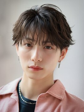 オーシャントーキョー サニー 原宿(OCEAN TOKYO Sunny) シースルーフェザーショート