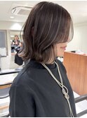 黒髪　ボブルフ　ネビージュ　小顔　ワンレン　スペインカール