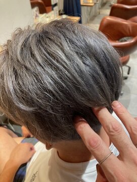 リベア トウキョウ 東大島店(Rever Tokyo) ショート/白髪ぼかし[東大島/東大島駅]