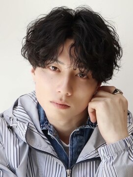 ルーシー 渋谷(LUCEY) センターパートフェザーパーマシャドウパーマメンズパーマ