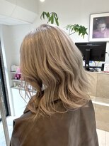 ニュート(Neut ) ブリーチ2回/人気/ミルクテーグレージュ/ホワイトブロンド