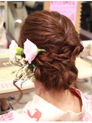 夏の浴衣に合う可愛いモテ髪編み込みヘアアレンジ