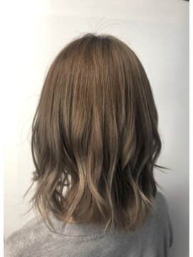 コピーヌ 高田馬場店(Copine) わがまま女子にはこの髪色☆スモーキーベージュ×ミディアム☆