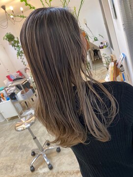 ナイーブヘアデザイン(NAiVE HAIR DESIGN) 【NAiVE hair】バレイヤージュハイライト