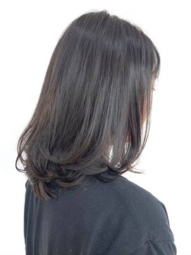 クオリス 上福岡店(QUALIS) 大人かわいい/黒髪/ワンカール/小顔/前上がり/30代40代50代