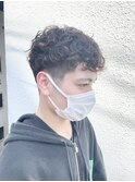 メンズ　スペインカール　フェード　刈り上げ