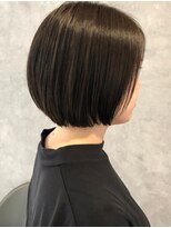 ルーツ(Roots)&nbsp;大人可愛い丸みショート/ミニボブ/ワンレンボブ/黒髪ボブ/透明感